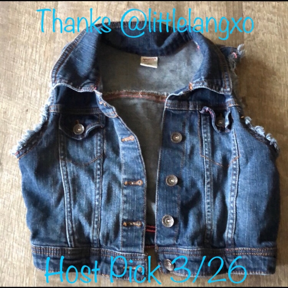 Sleeveless Jean jacket